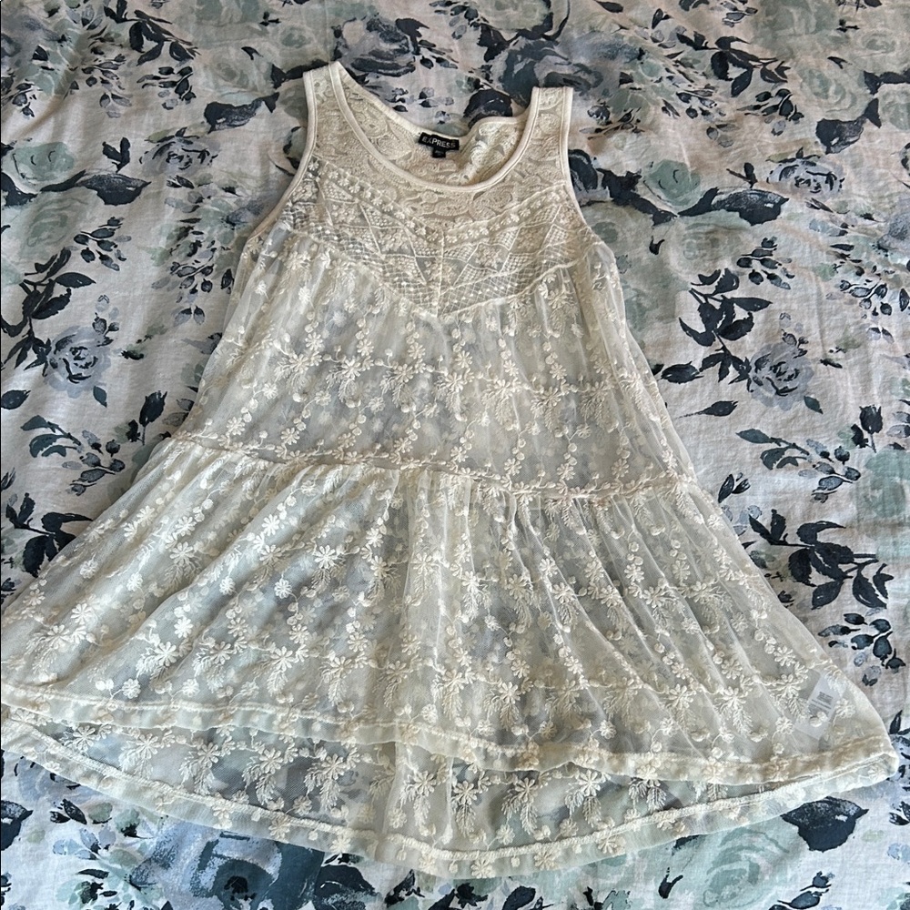Express Cream Sheer Lace Sleeveless Tunic Top - Sz M